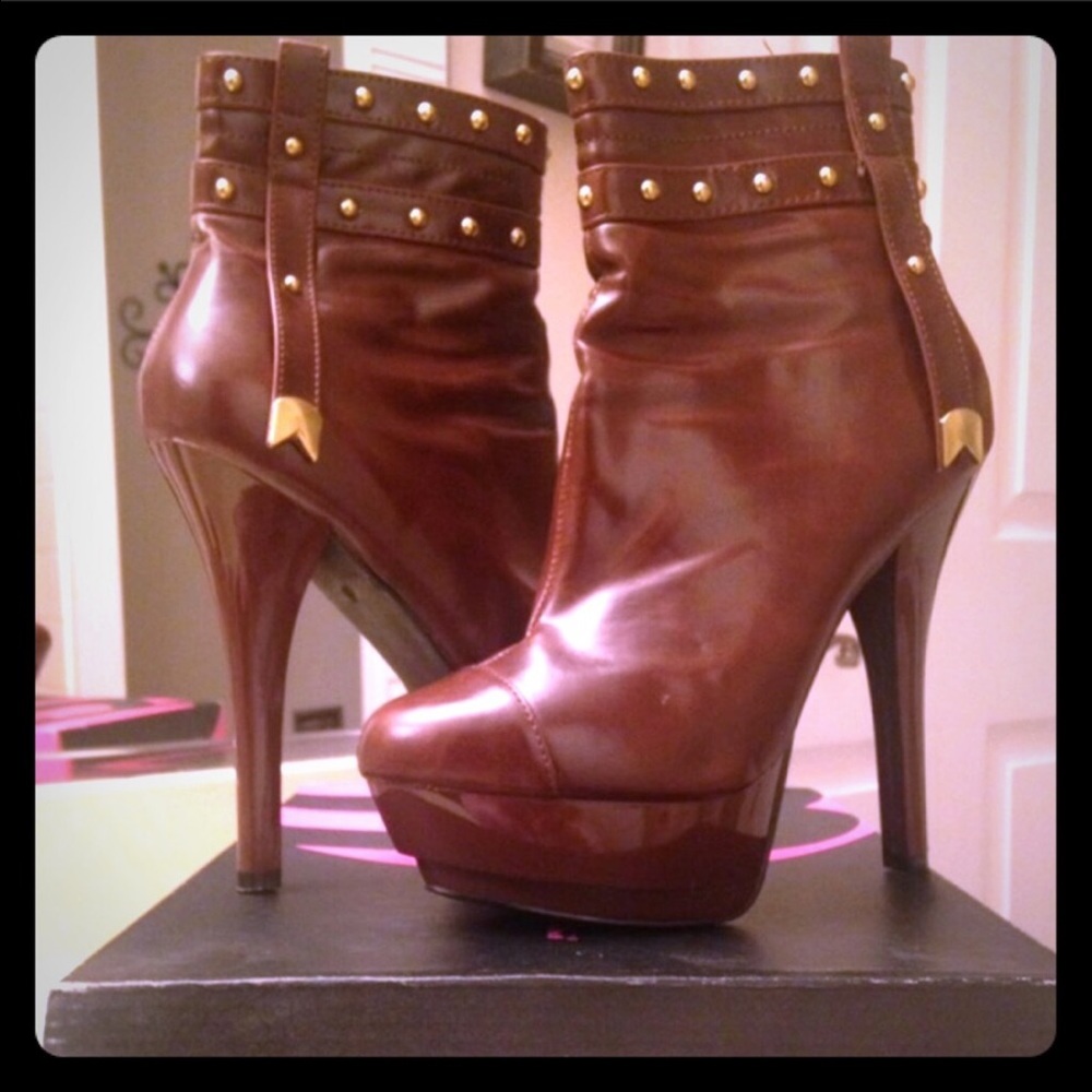 ⚜️Amazing Platform Michael Antonio ankle boots⚜️
