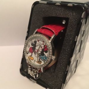 I love you Minnie and Mickey wrist watch