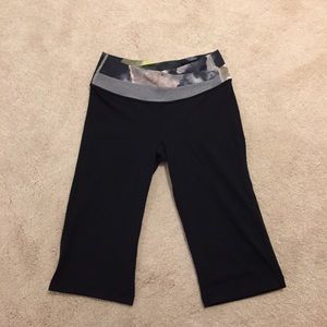 Lululemon Foldover Crops