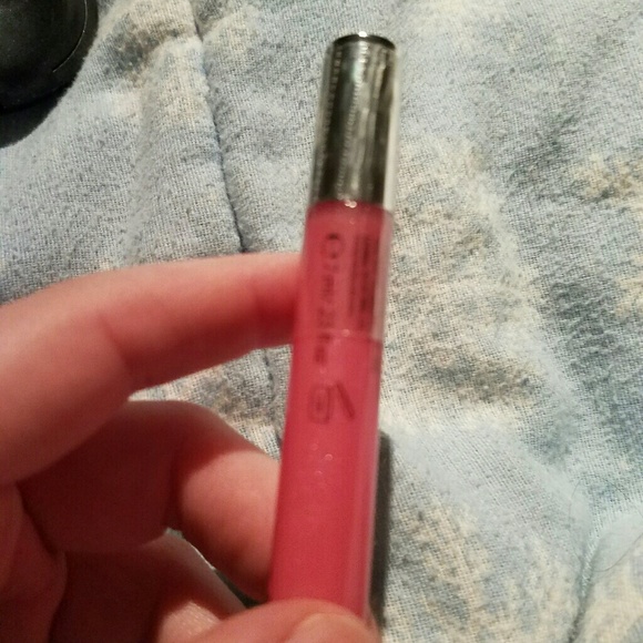 Pink lips - Picture 3 of 3