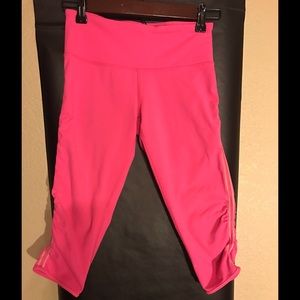 Lululemon hot pink crops
