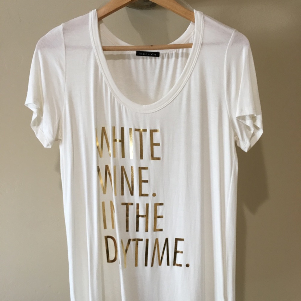 🔥wine wine in the day time New graphic Tshirt 🔥