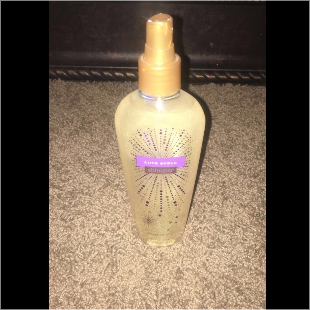 Victoria's Secret love spell body mist