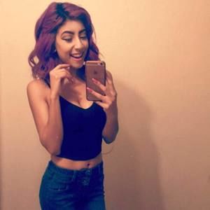 Meet your Posher, Cynthia