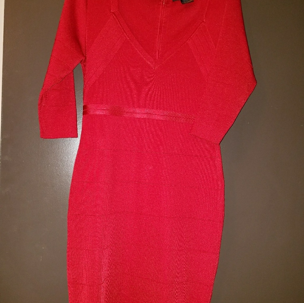 DRESS