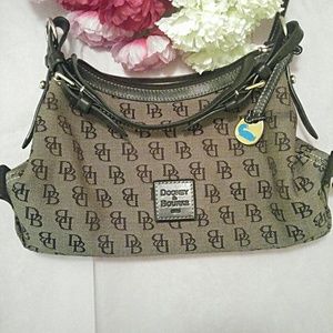 Dooney & Bourke shoulder bag
