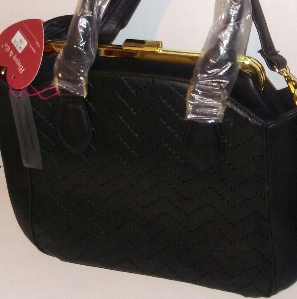 Womens Back to Black Shoulder Handbag Purse