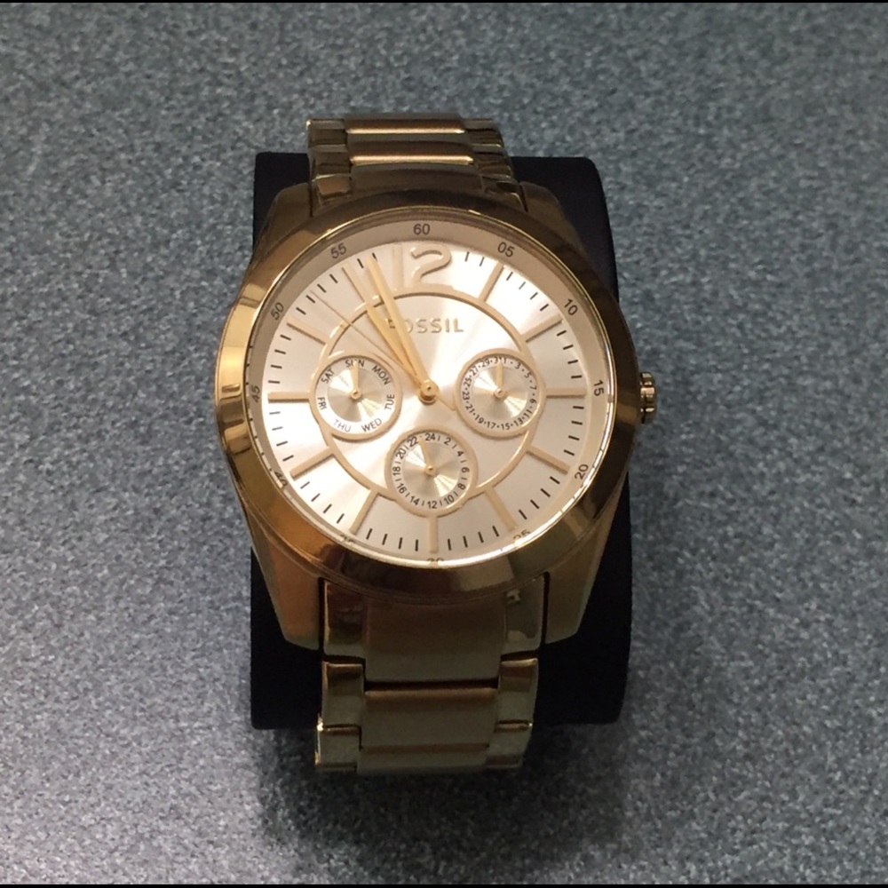 Fossil watch