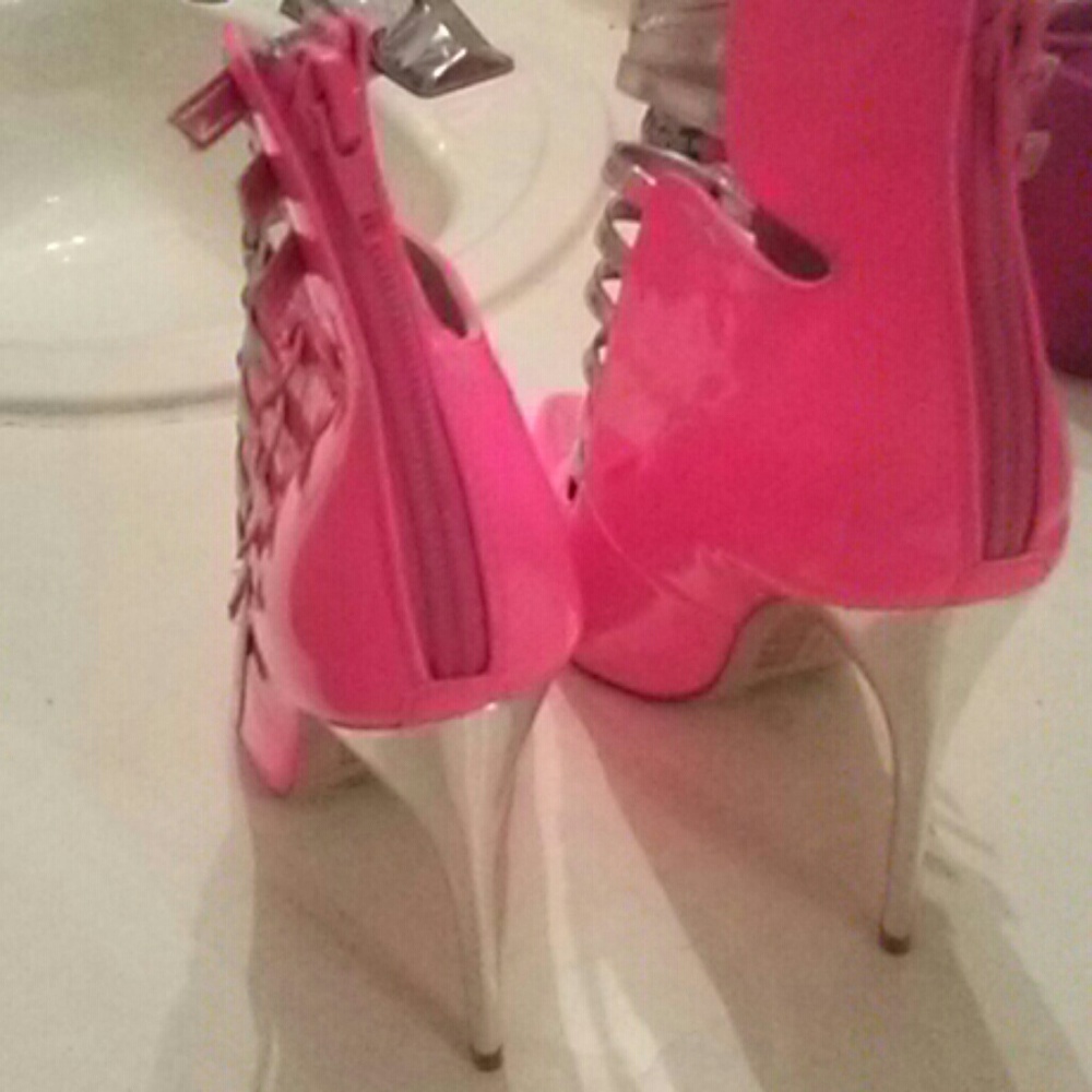 Booties - Picture 3 of 4