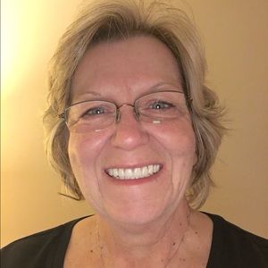 Meet your Posher, Deb