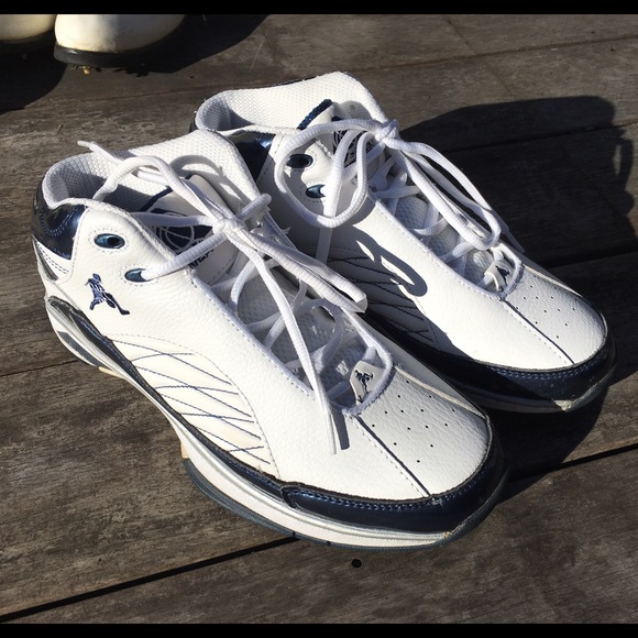 Above The Rim Shoes Like New Mens Basketball Shoes Sz 85