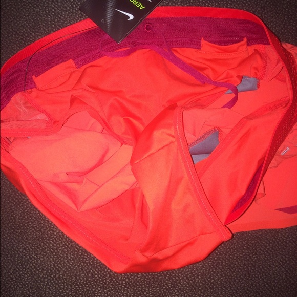 Nike shorts - Picture 6 of 8