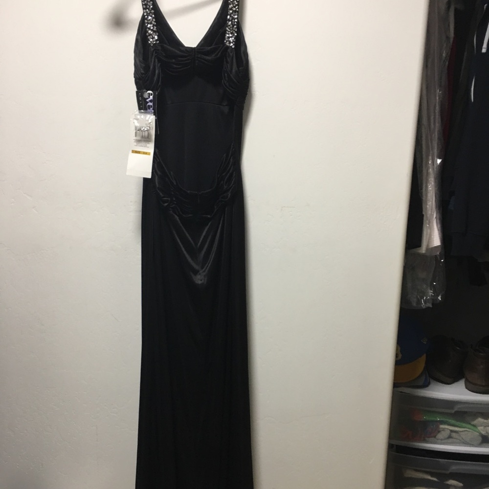 Morgan & Co. black sexy evening gown - Picture 5 of 6