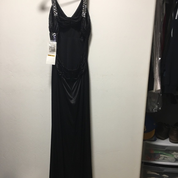 Morgan & Co. black sexy evening gown - Picture 5 of 6