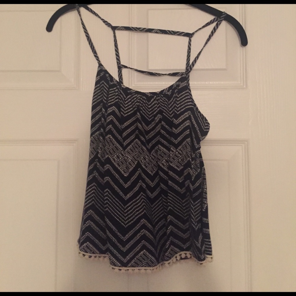 Never worn before! Casual cute tank top 😊