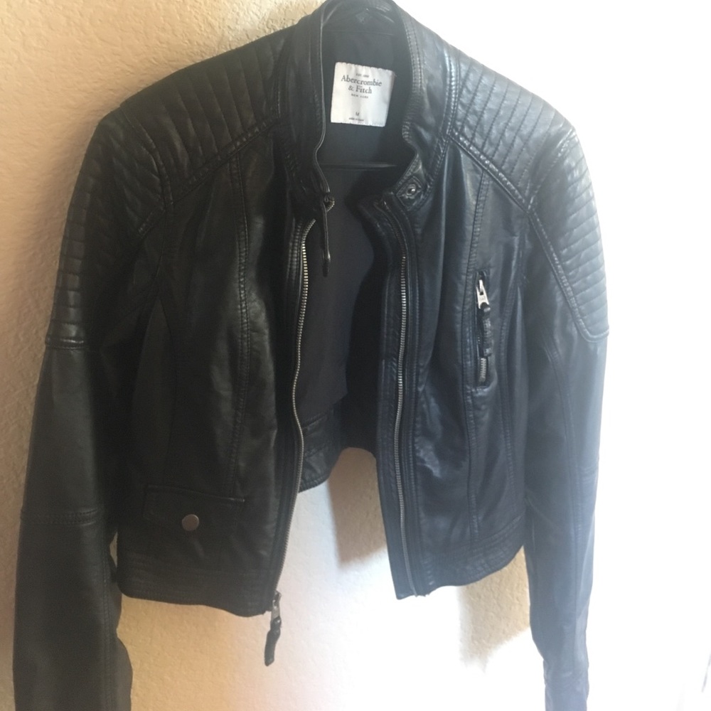 Abercrombie&Fitch Cropped Leather Jacket