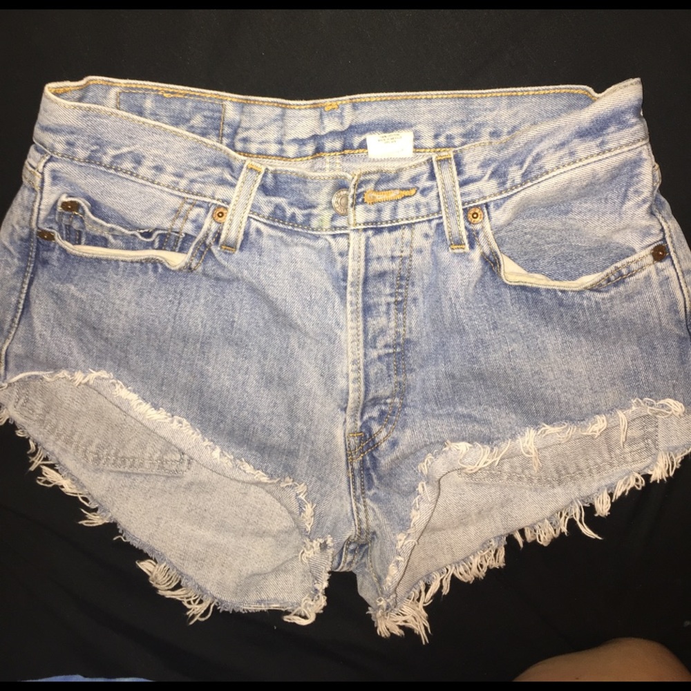 High waisted Levi Shorts