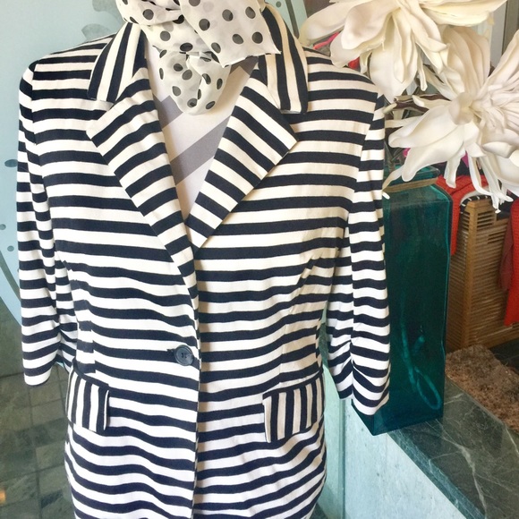 Monteau Black & White Striped Blazer Jacket - Picture 5 of 5
