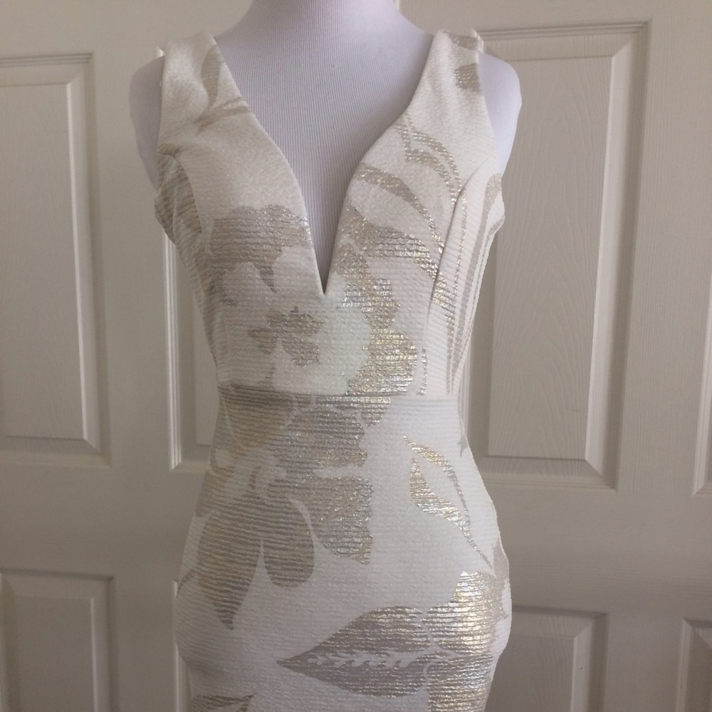 Sexy White Windsor Bodycon Dress - NWT