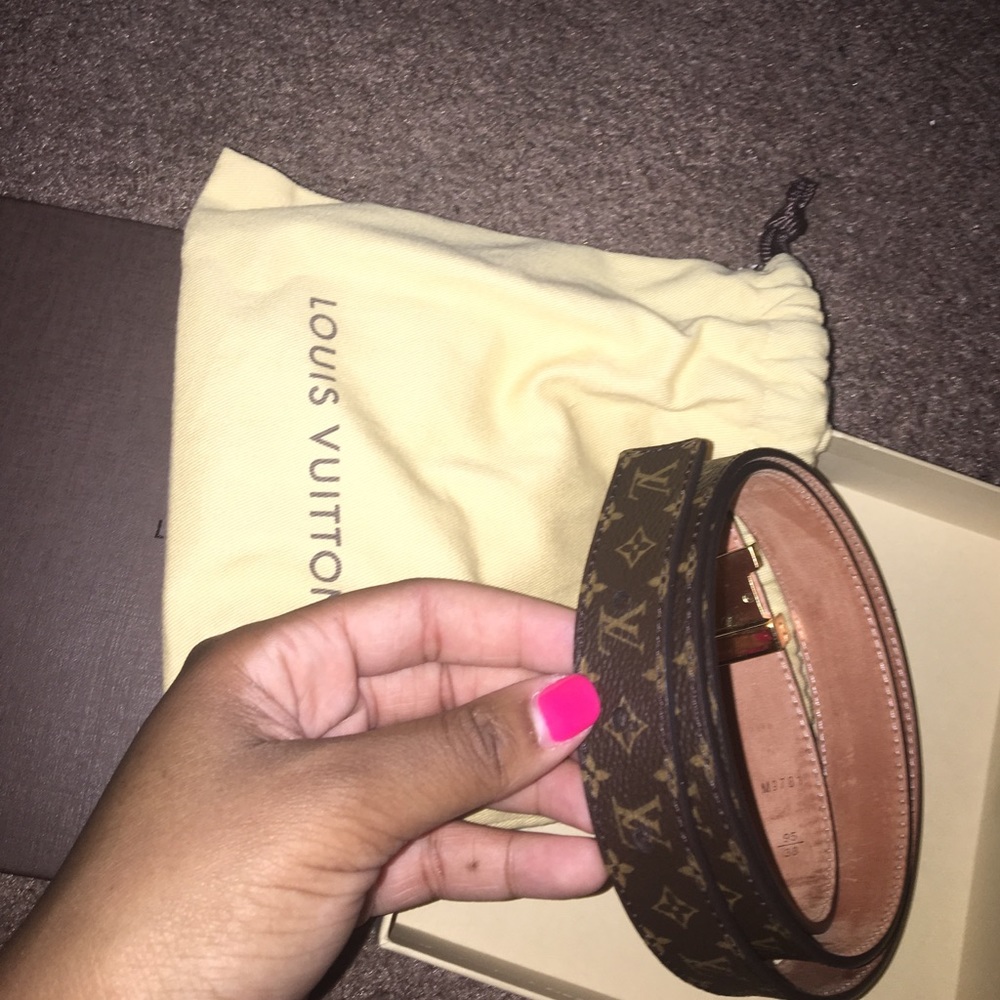 Louis Vuitton Belt - Picture 2 of 4