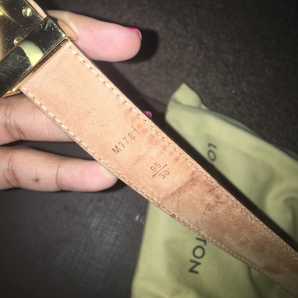 Louis Vuitton Belt - Picture 4 of 4