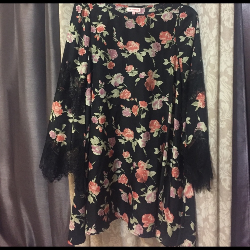 Floral silky bell sleeve dress/top