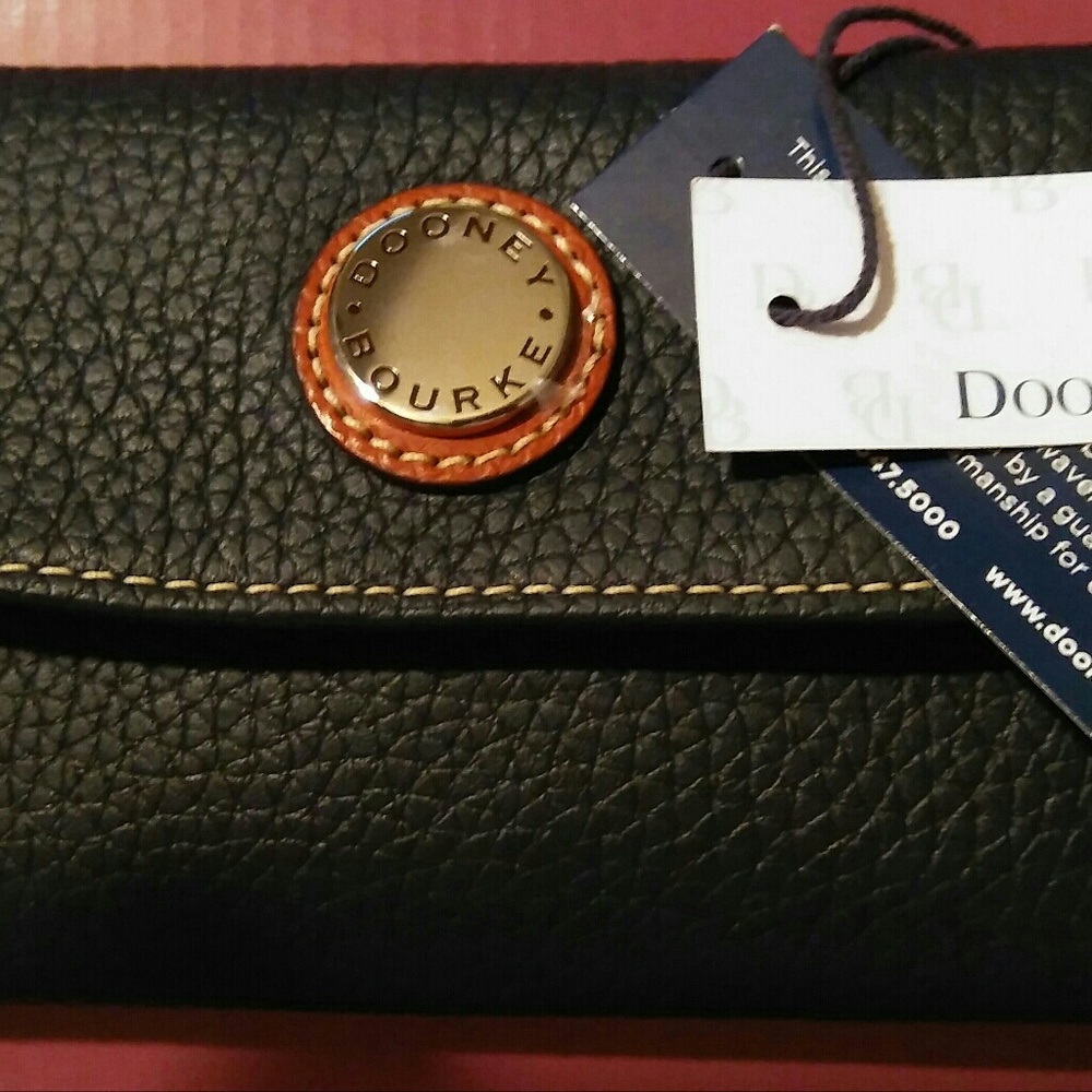 Authentic Dooney & Bourke wallet for women