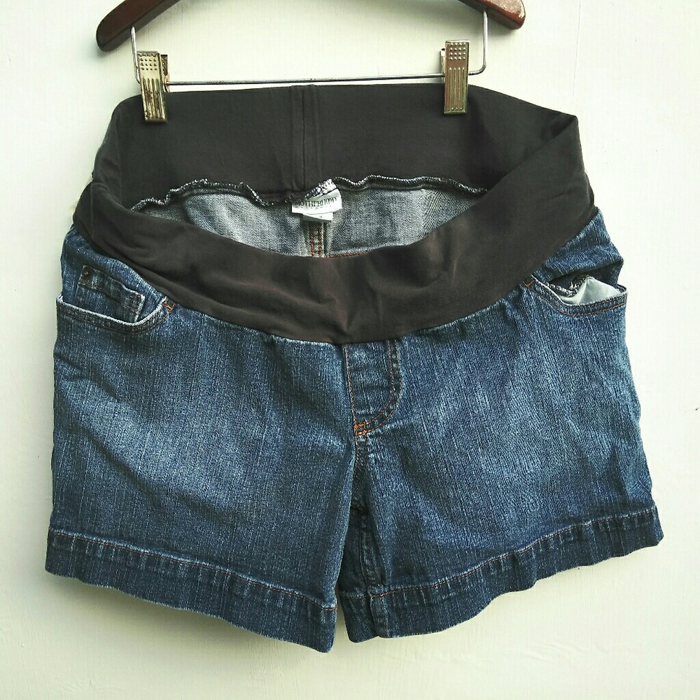 Motherhood Maternity Shorts (Size: M)