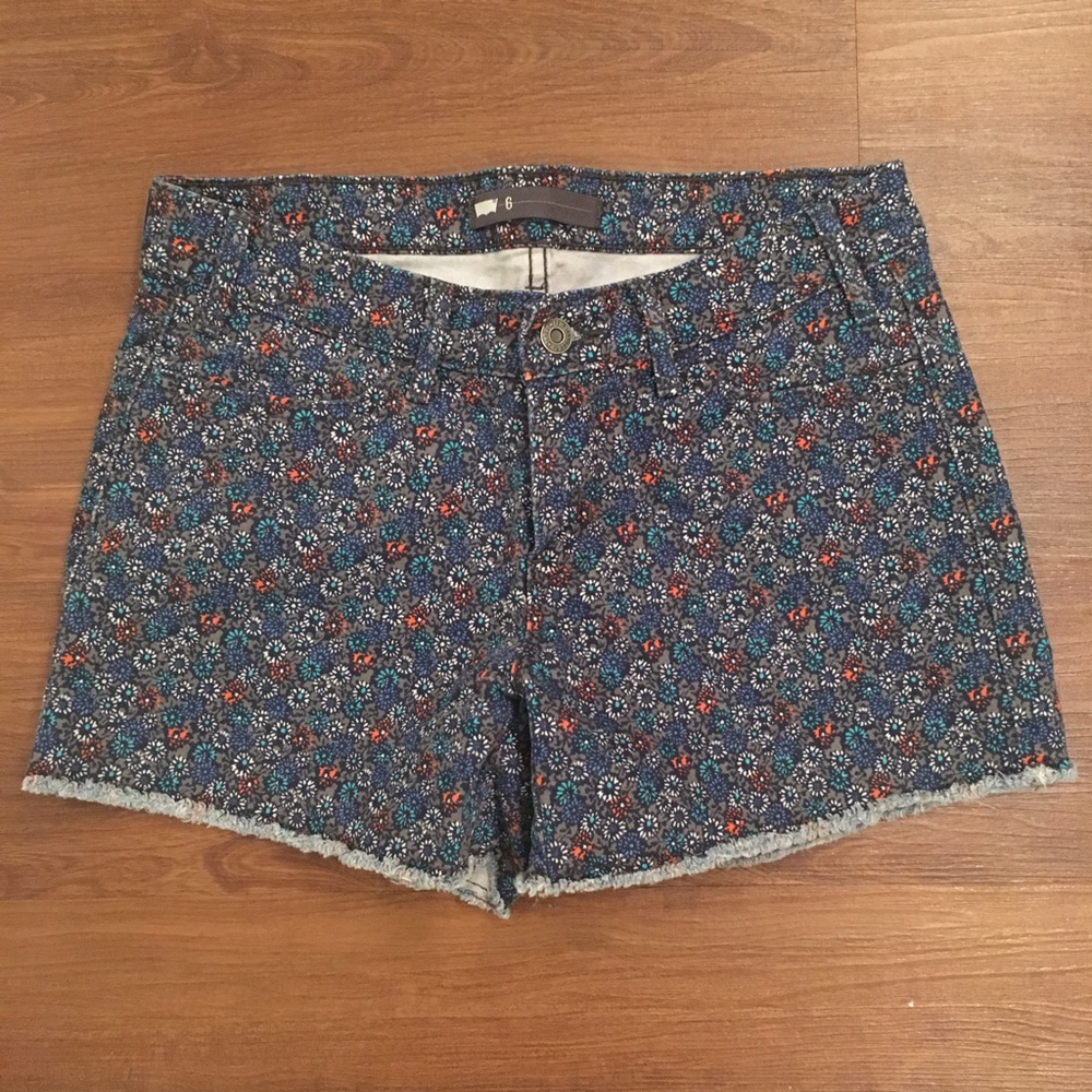 Levi's Denim Cut-Offs 🦊 Size 6