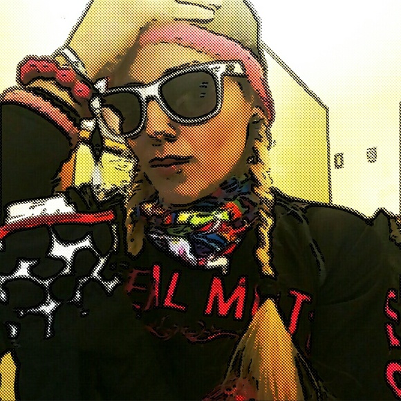 Meet your Posher, Daisy - Picture 2 of 8