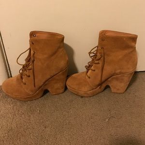 Ecoté heeled booties