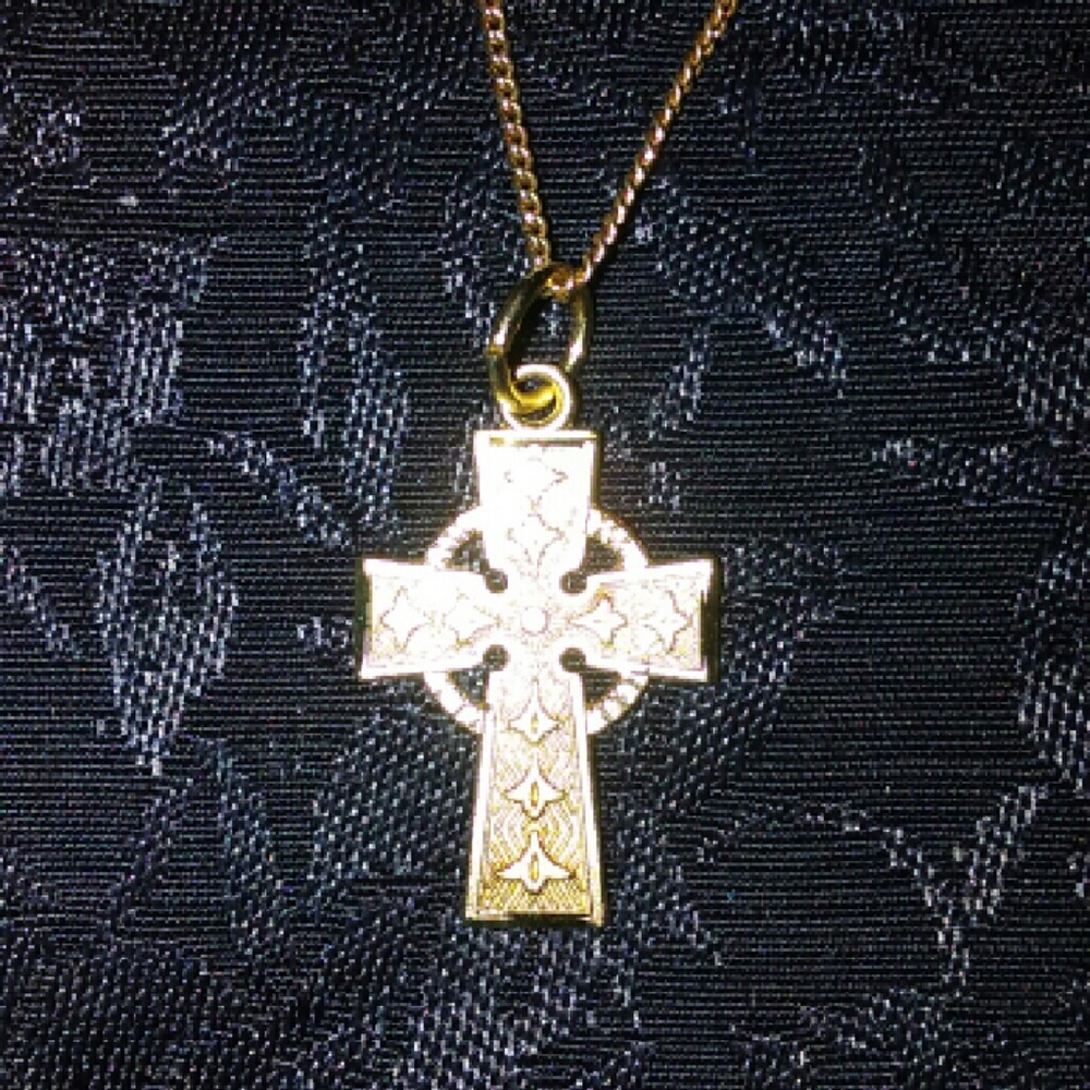 Gold Celtic cross pendant