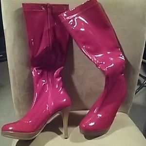 Red shiny boots size 6
