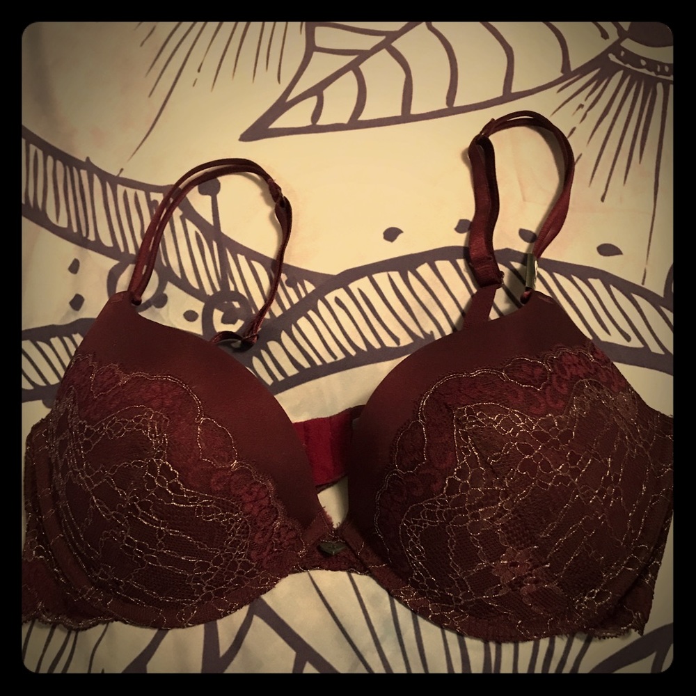 SUPER SEXY Blackheart Burgundy Lace Push Up Bra