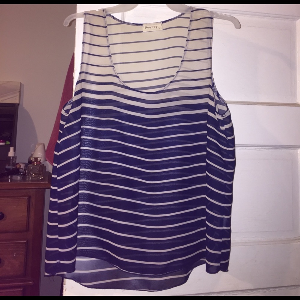 SALE 💙 8 DOLLARS 💙 SIZE : L
