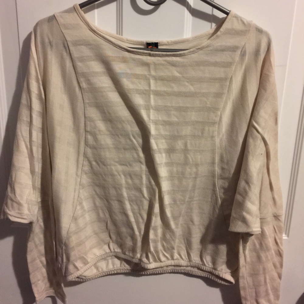 POOF LIKE NEW LG WOMENSWEAR