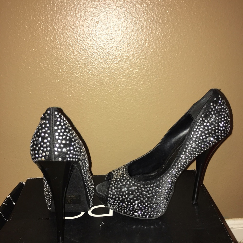 Sheik Studded Silver and Black Heels