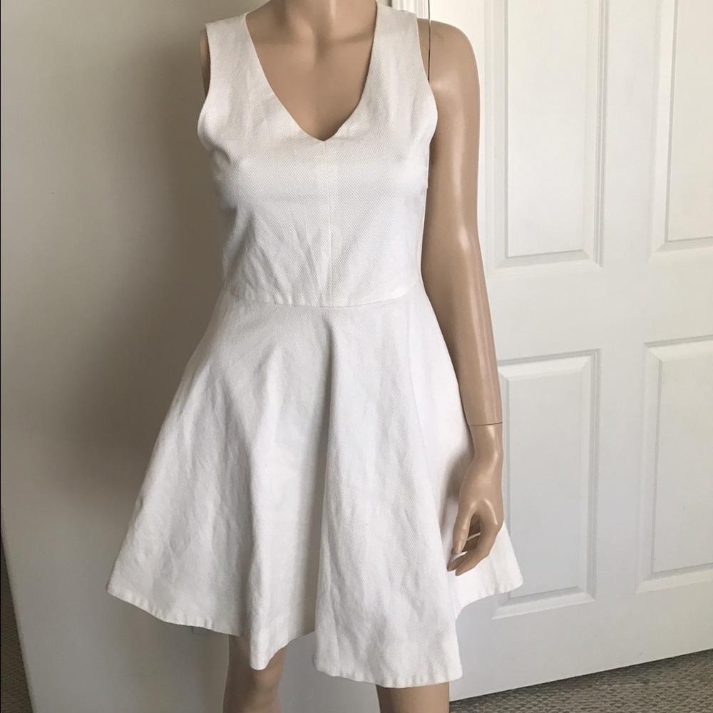 Joie Dress - Picture 1 of 4