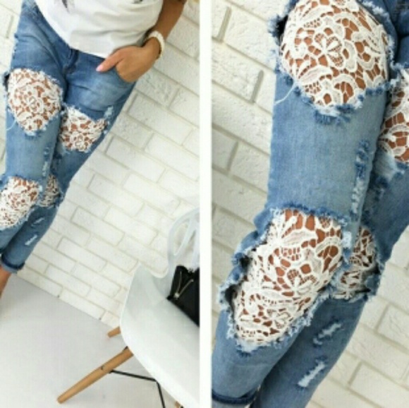 ***SOLD OUT*** HP Spring Lace Filled Denim - Picture 2 of 2