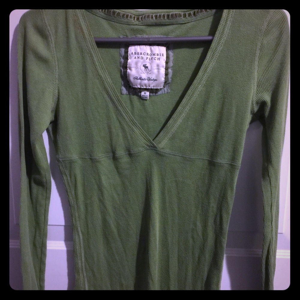 Abercrombie woman's med grass green shirt.