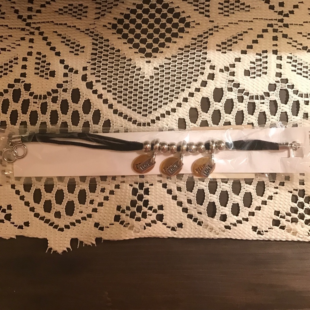 Bracelet
