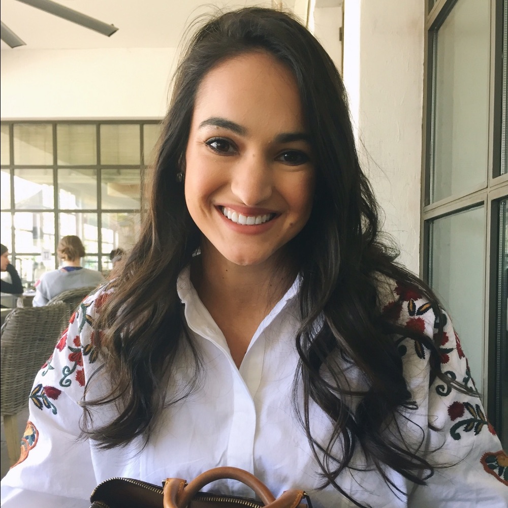 Meet your Posher, Elena