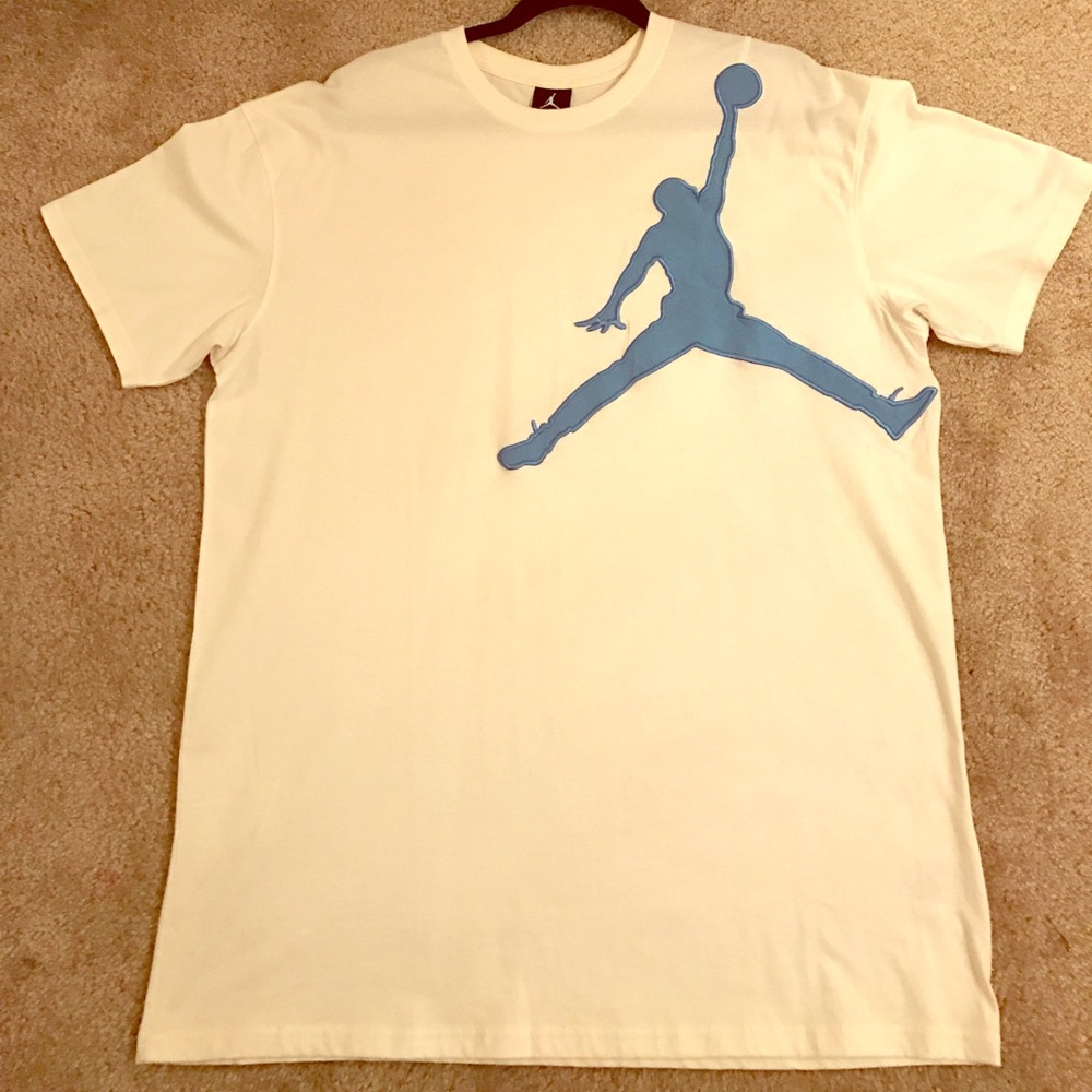 Jordan T-shirt.
