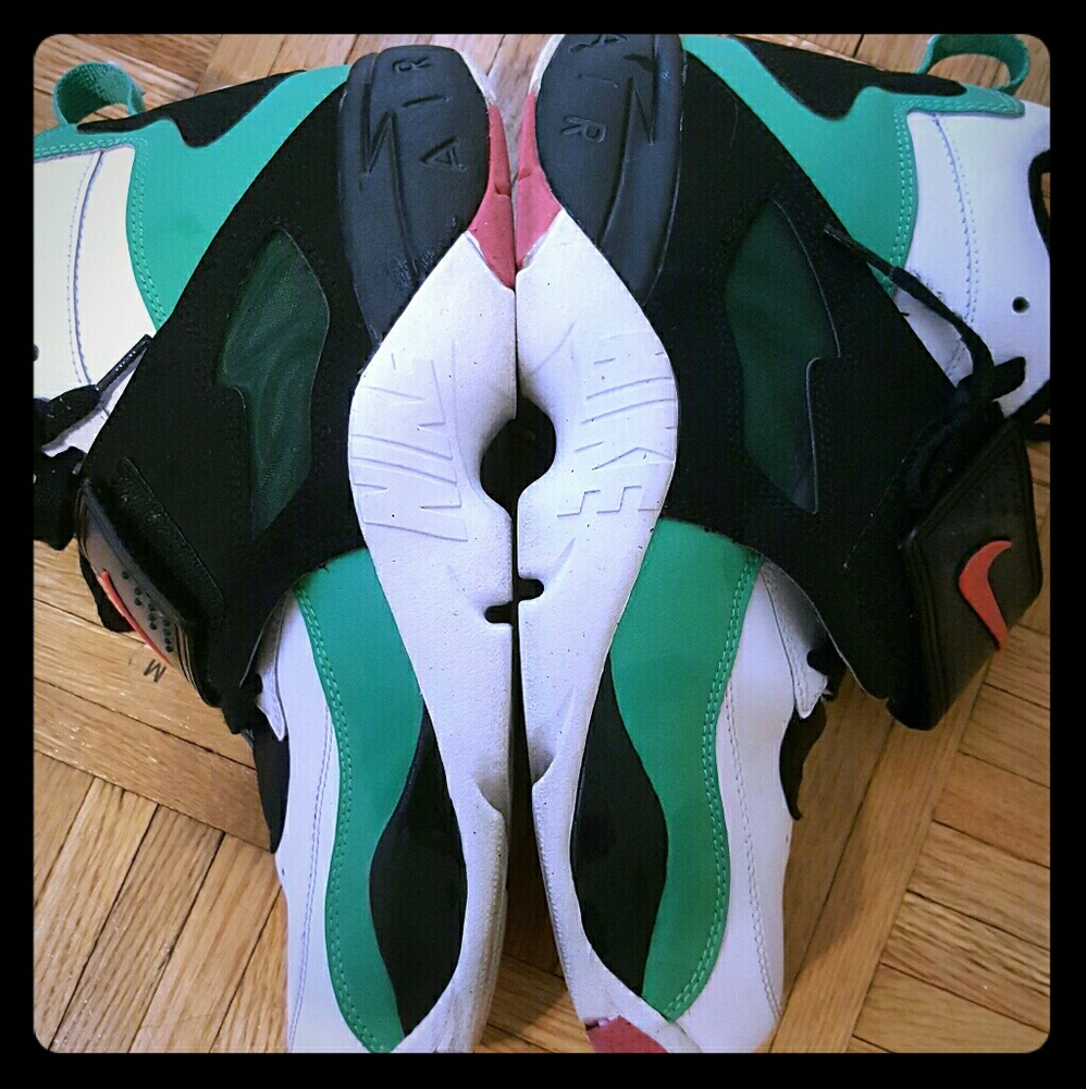 Nike Diamond Turf