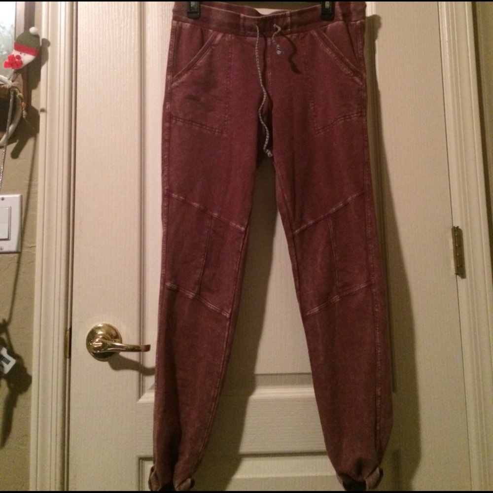 Kohls Rewind soft light-maroon pants