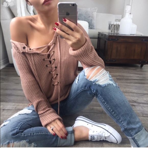 ekAttire Tops - 🆕 Tan Lace Up LS Knit