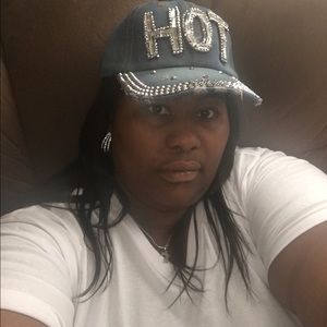 Meet your Posher, Shari