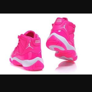 Meet your Posher, Veronica