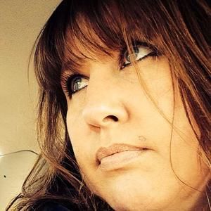 Meet your Posher, Gena