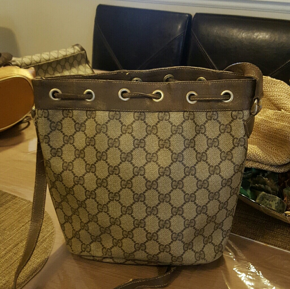Gucci cross body
